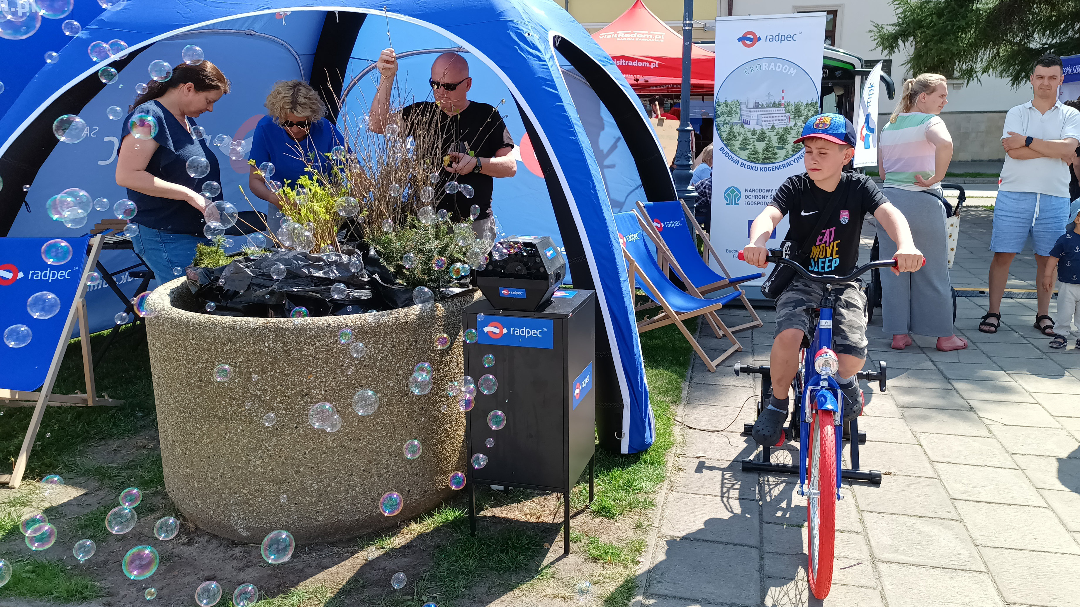 Stoisko RADPEC-u na radomskim Pikniku Ekologicznym 2026