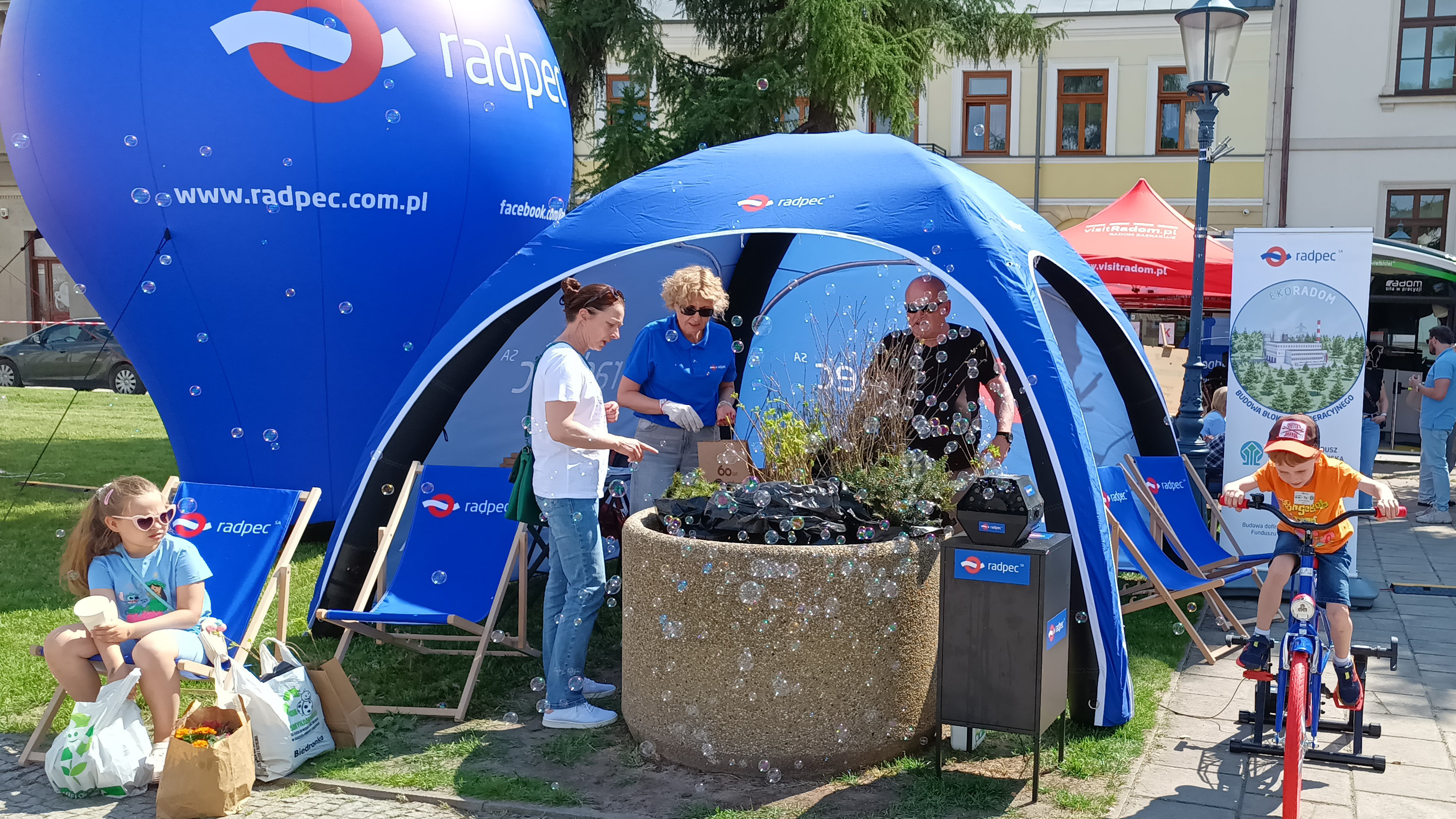 Stoisko RADPEC-u na radomskim Pikniku Ekologicznym 2026