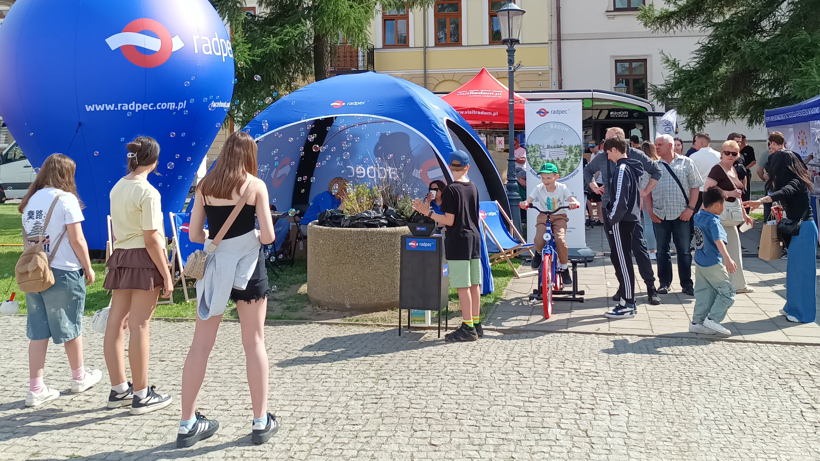 Stoisko RADPEC-u na radomskim Pikniku Ekologicznym 2026
